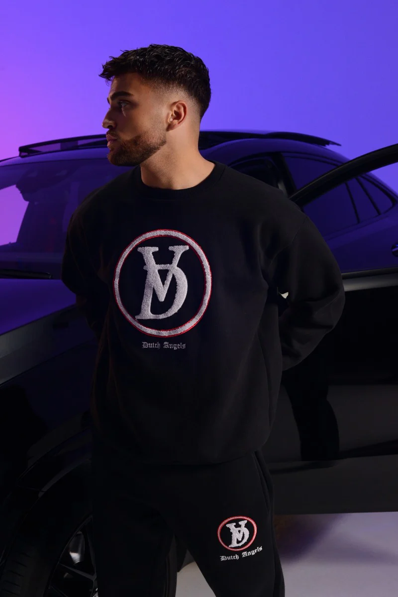 Dutch Angels Round Chenille Embroidery Black Tracksuit - Image 7