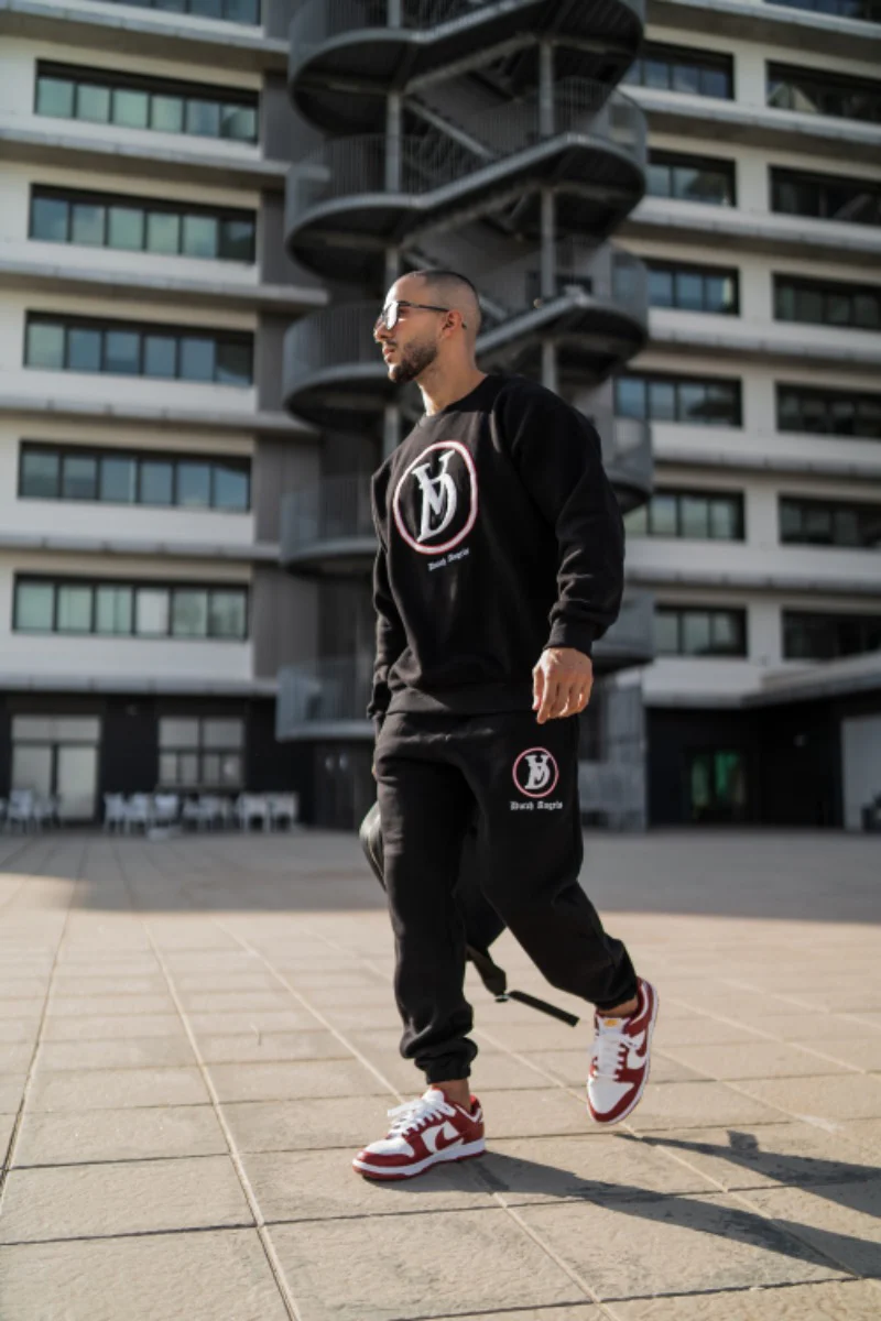 Dutch Angels Round Chenille Embroidery Black Tracksuit - Image 9