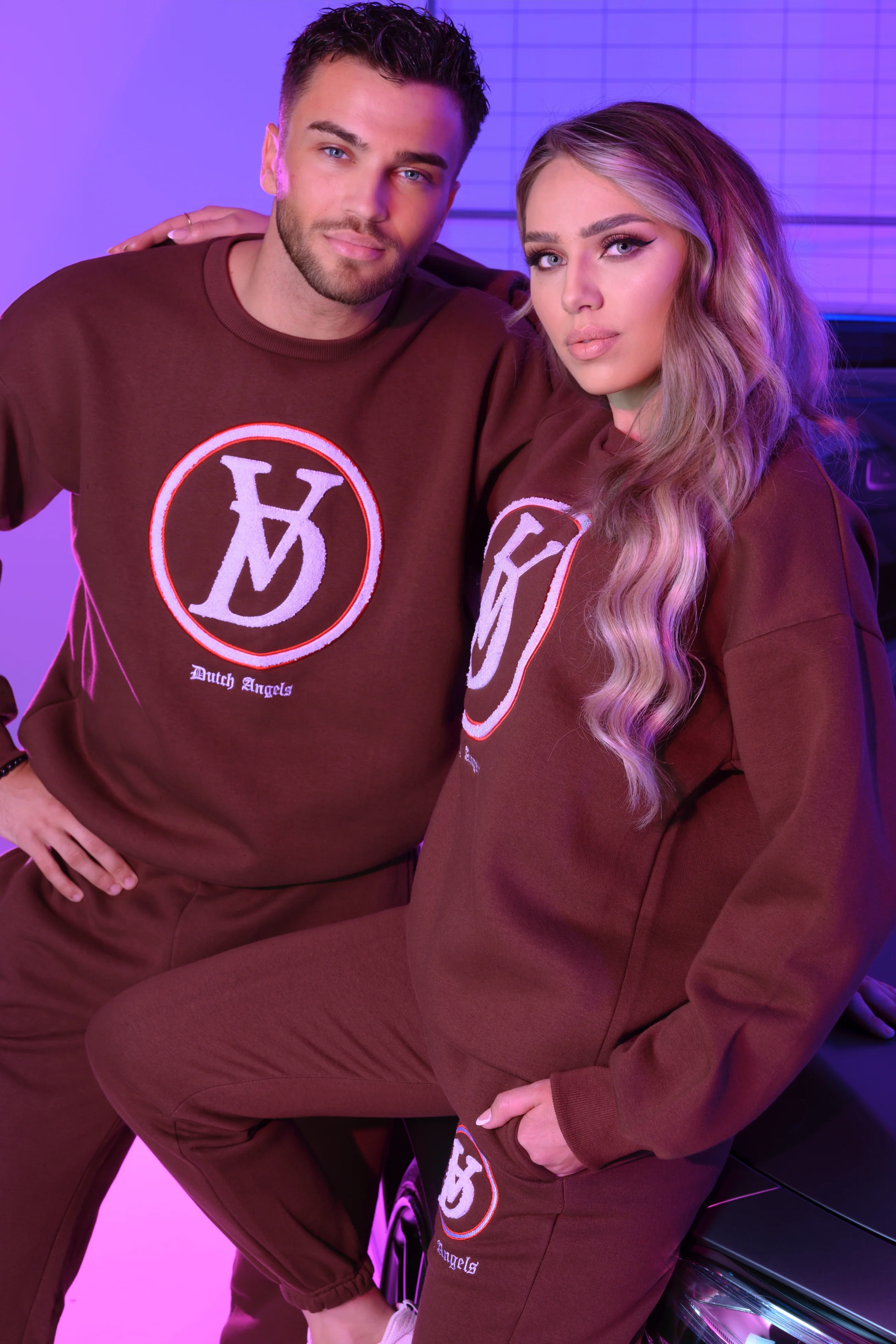 Dutch Angels Round Chenille Embroidery Brown Tracksuit - Image 11