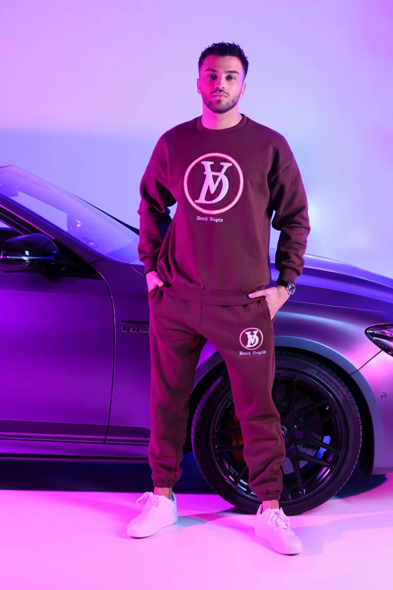 Dutch Angels Round Chenille Embroidery Brown Tracksuit - Image 3