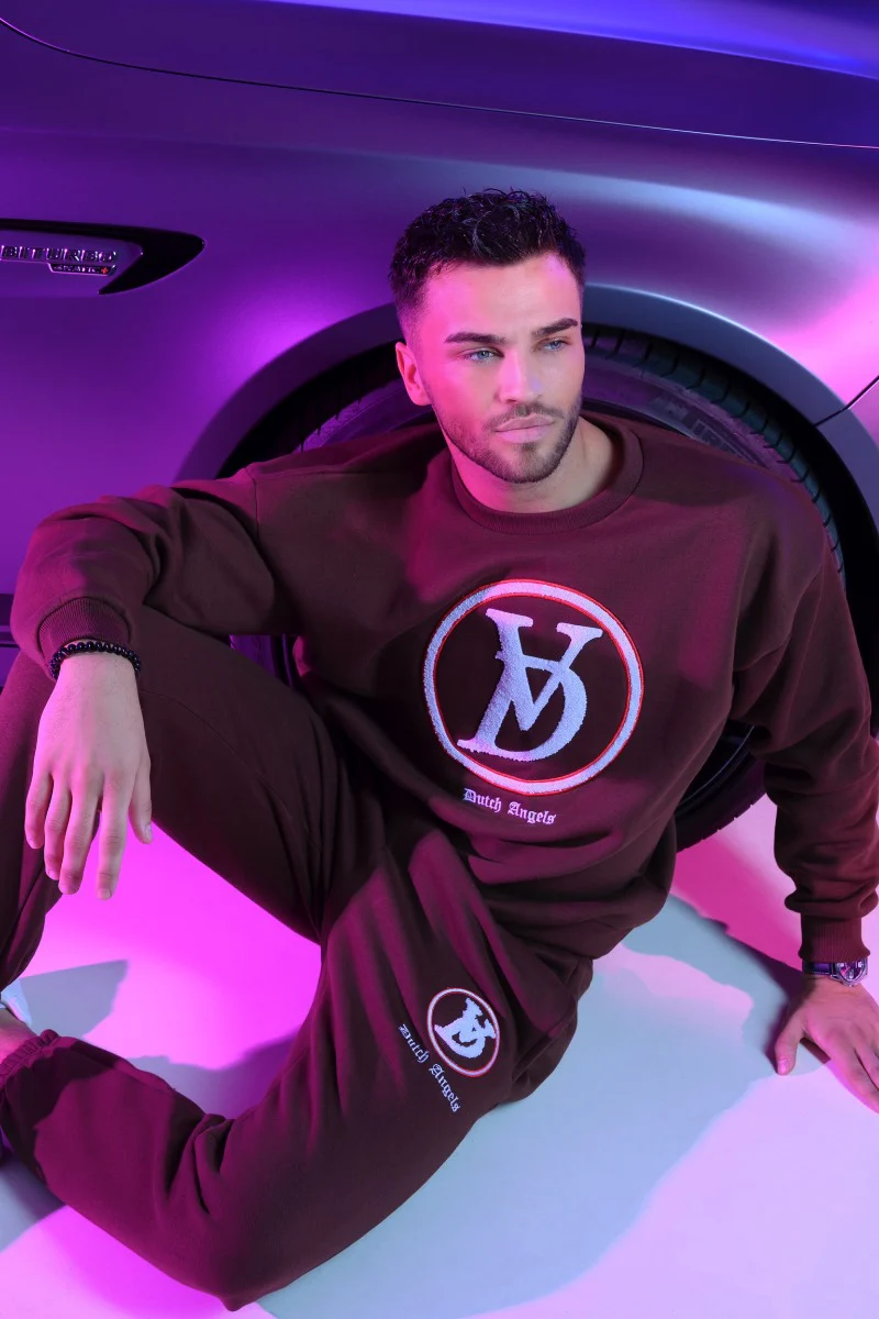 Dutch Angels Round Chenille Embroidery Brown Tracksuit - Image 5