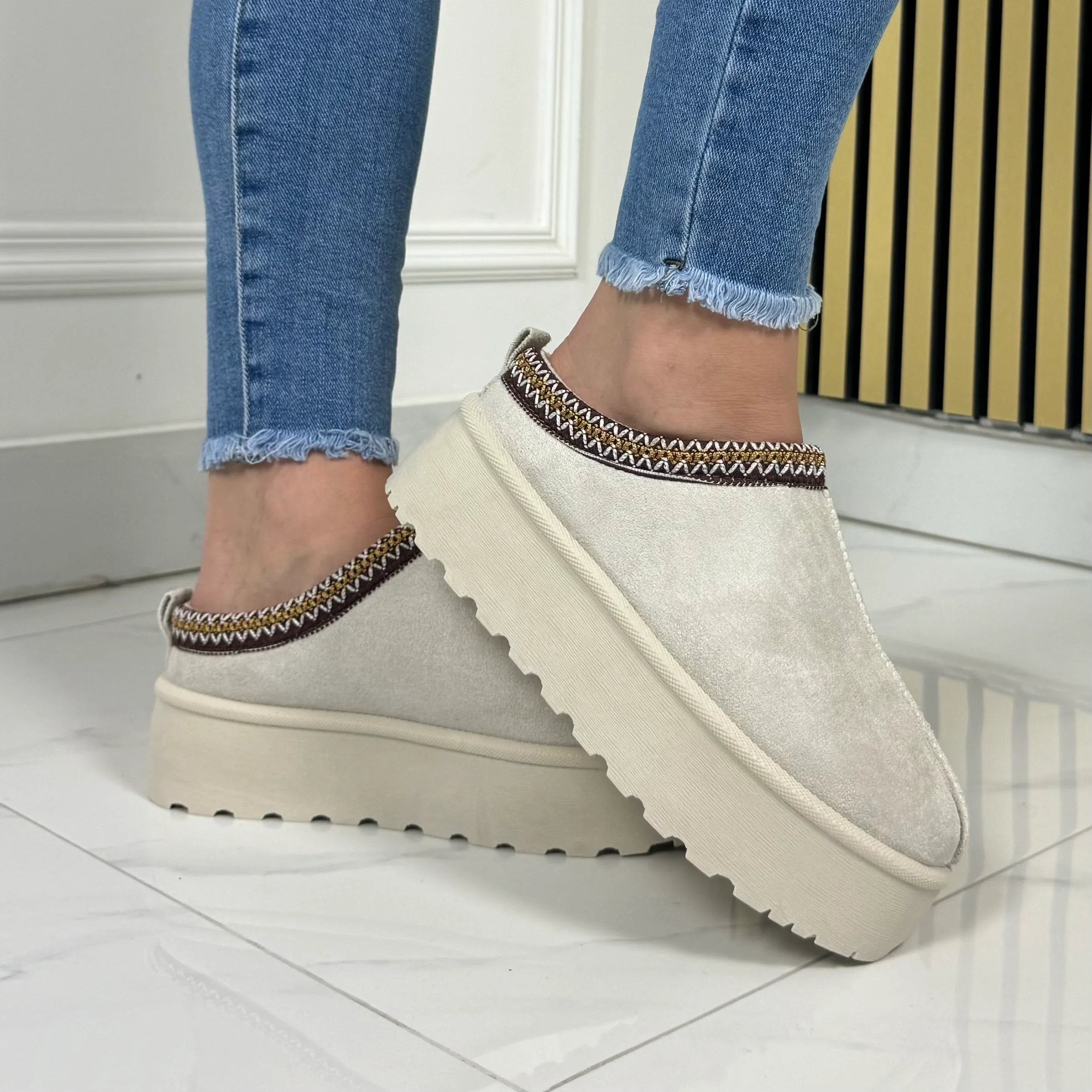 FY-118 Beige Platform Taswoman Famous - Image 8