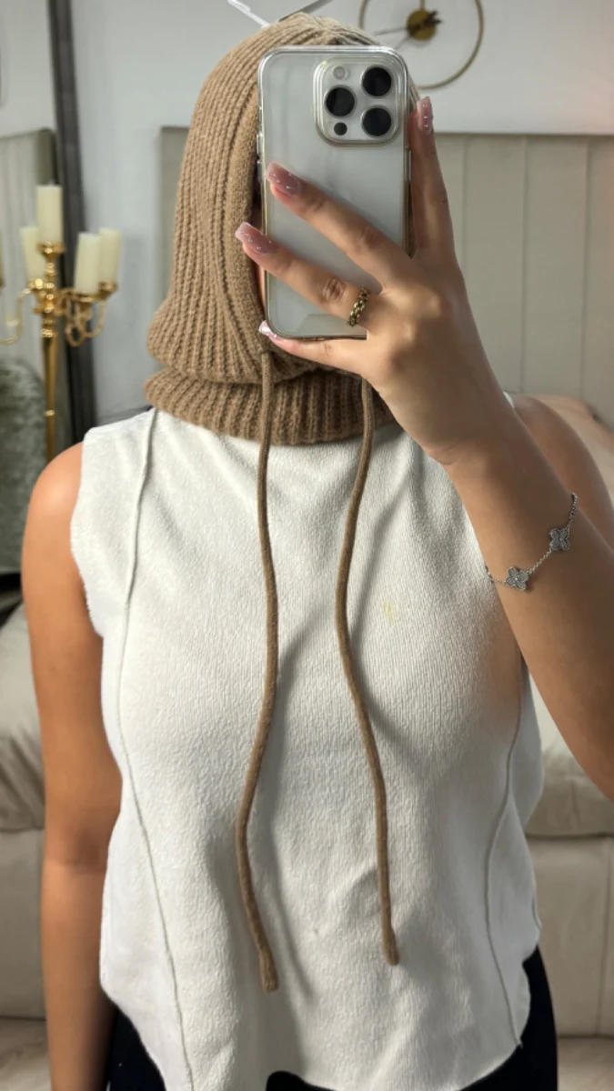 Knitwear Hoodie Cap - Image 8